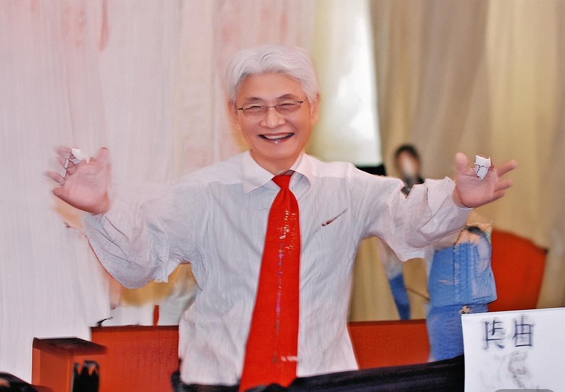 2018火箭VS雄鹿巅峰对决：战术解析与赛后反思(图2)